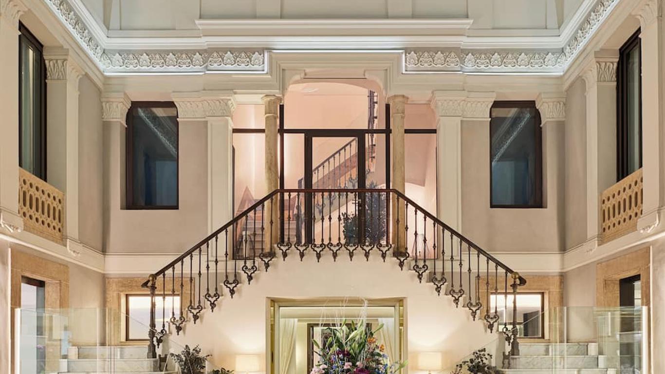 H10 Urquinaona Plaza