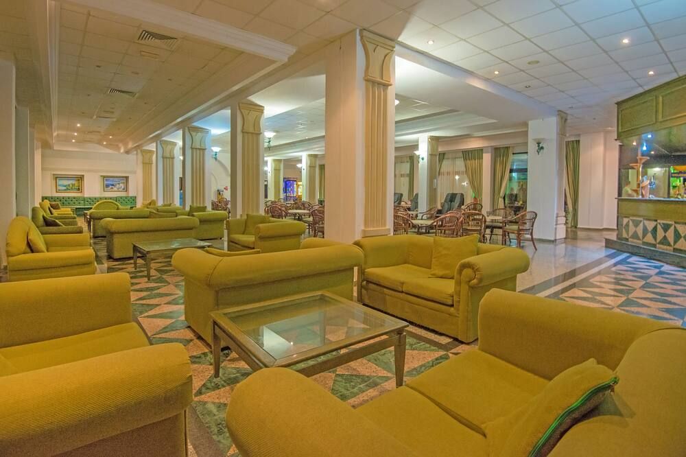 Tsokkos Gardens - Protaras - לובי