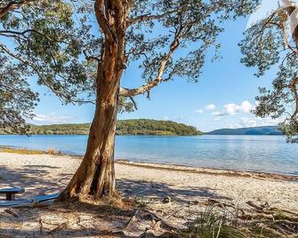 The Shaka Shack - Smiths Lake - Beach