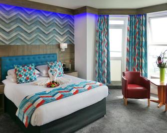 Suncliff Hotel - Oceana Collection - Bournemouth - Bedroom