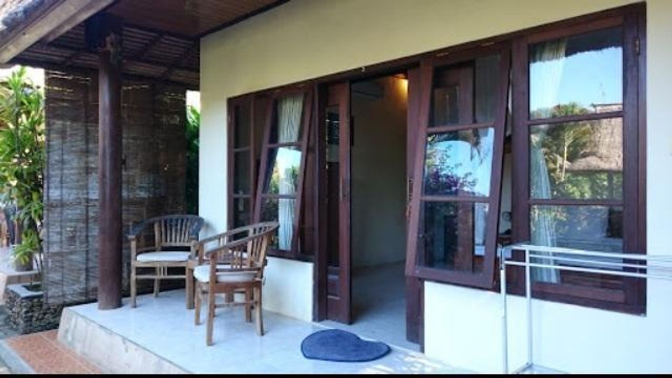 Romeo Beachfront Bungalow by Bukit Vista