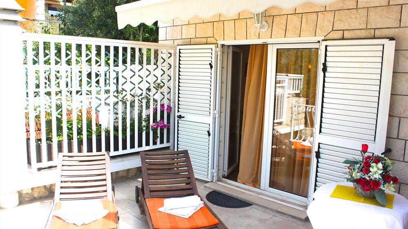 Youth Hostel Villa Marija