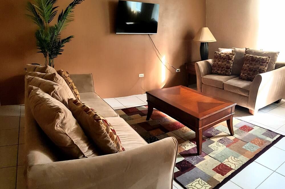 5 minutes from Capital and FREE parking, 2 - Bdrm 2Bth - Road Town - Living room