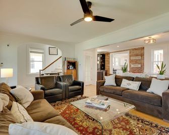 Beautiful Colonial Home on the Choptank River - Cambridge - Sala de estar