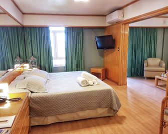 Hotel Cecilia by DOT Collection - אסאנסיון - חדר שינה