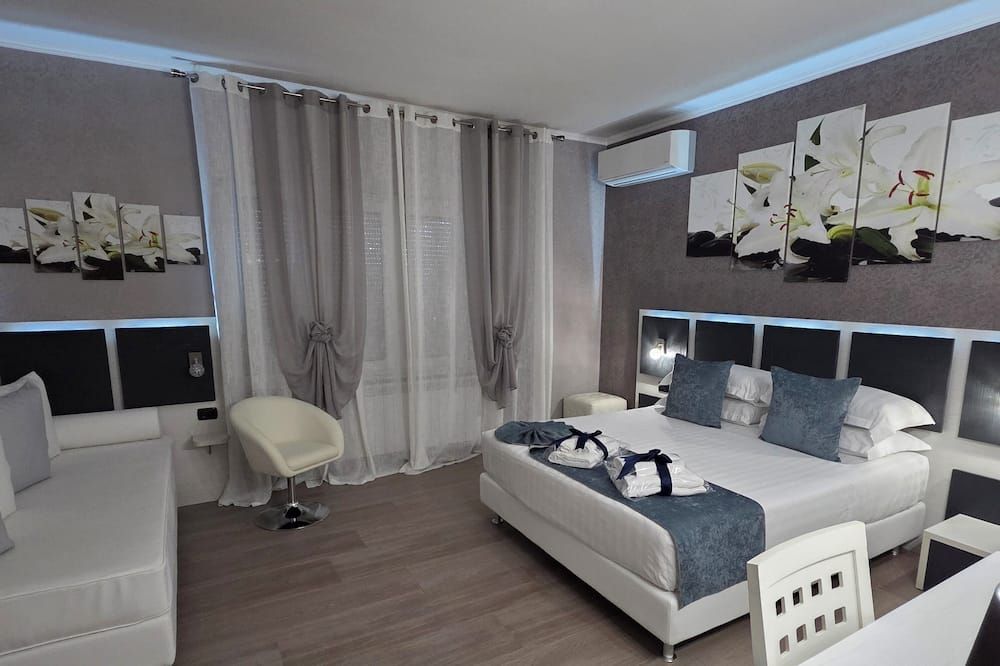 Albis Rooms Guest House - Fiumicino - Camera da letto