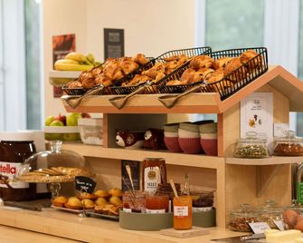Ibis Styles Caen Centre Paul Doumer - Caen - Buffet