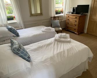 The Star and Garter - Chichester - Bedroom