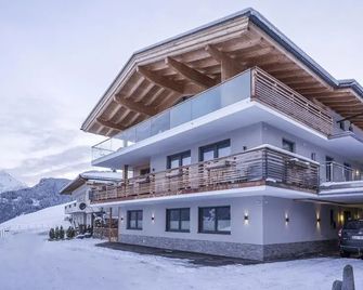 Alpenchalet Zillertal - Hippach - Building