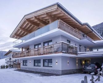 Alpenchalet Zillertal - Гіппах - Будівля