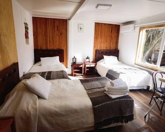 Hostal Viento Sur - Coyhaique - Bedroom