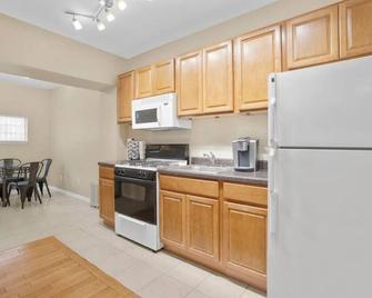 Crown Heights Studio Near Subway + Private backyard - Brooklyn - Cocina