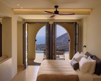 Elessa Hotel - Pyrgos Kallistis - Slaapkamer