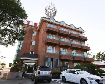 Pohang Wolpo Bali - Pohang - Edificio