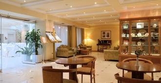 Atrium Hotel And Suites Αθήνα - Αθήνα - Σαλόνι ξενοδοχείου