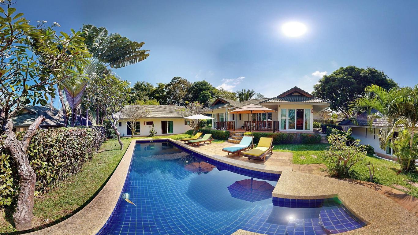 Idyllic Samui Beach Villa Resort