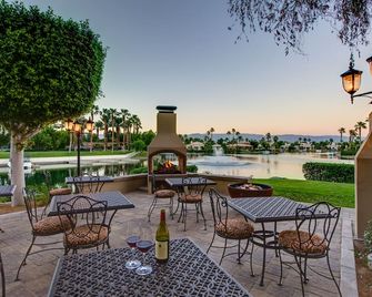 The Chateau At Lake La Quinta - La Quinta - Binnenhof
