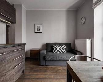 Too-Good Apartments - Krakow - Living room