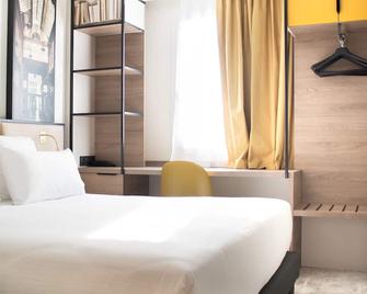 Brit Hotel Blois - Le Préma - Blois - Bedroom