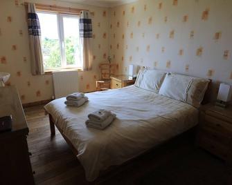 Sandwick Bay Guest House - Stornoway - Bedroom