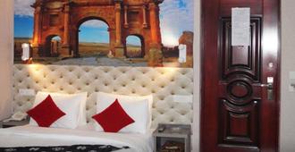 Hotel Timgad - Oran - Bedroom