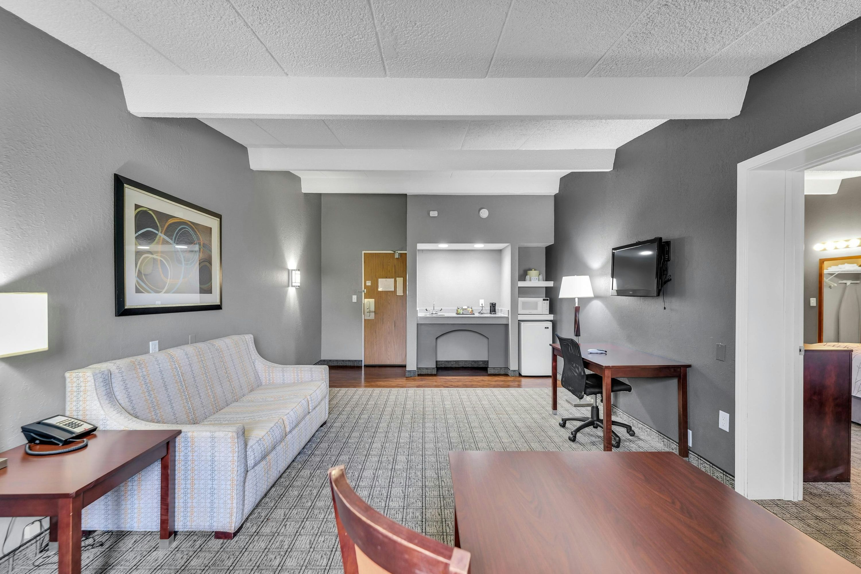 Eastlake Suites Hotel & Conference Center By OYO Urbana - Urbana - Camera da letto