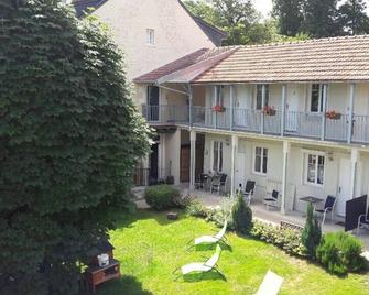 Hotel La Buissonnière - Sancerre - Gebouw