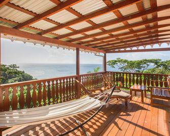 Mount Edgecombe Boutique Hotel - Victoria - Balcony
