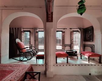 Vedaaranya Haveli - Am Hotel Kollection - Ramgarh Shekhawati - Sala de estar