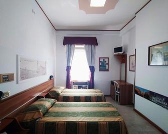 Albergo Argentina Srl - Fiuggi - Phòng ngủ