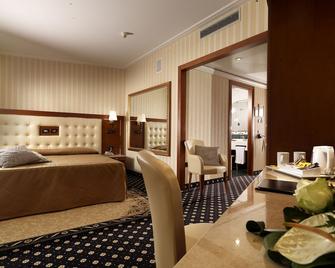 Hotel Ariston - Campodarsego - Bedroom