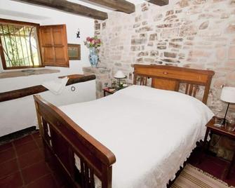 Celler Colltor - Avinyó - Habitación