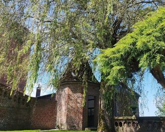 Le relais Napoléon - Avesnes-sur-Helpe - Buiten zicht