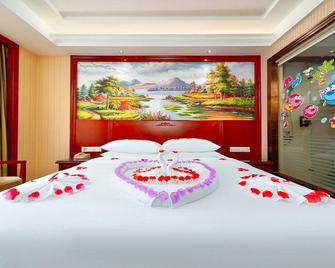 Vienna Hotel Shenzhen Xintian - Shenzhen - Slaapkamer