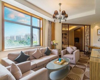 Tianjin Golden Island Holiday Hotel - Tianjín - Sala de estar