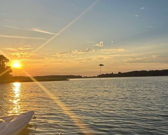Arcadia Shores On The Cove - Easton
