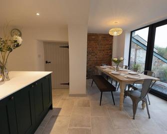 Cosy Country Townhouse in Woodstock - Woodstock - Dining room
