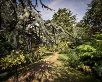 24 Ward Avenue - Cowes - Outdoors view