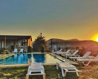 Krimenos Butik Hotel - Gökçeada - Pool