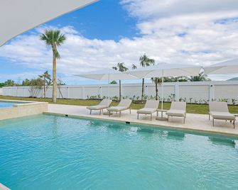 Holiday Inn Puerto Plata-Cofresi Bay Area by IHG - Пуерто-Плата - Басейн