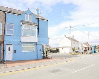 Twyni Mawr - Rhosneigr - Building