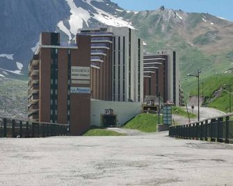 Studio 4 pers, balcon sud, parking, face pistes - FR-1-404-352 - Bagnères-de-Bigorre - Gebäude