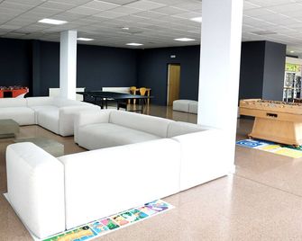 Micampus Lugo Student Residence - Lugo - Lobby