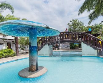 Quezon Premier Hotel - Candelaria - Candelaria - Piscina
