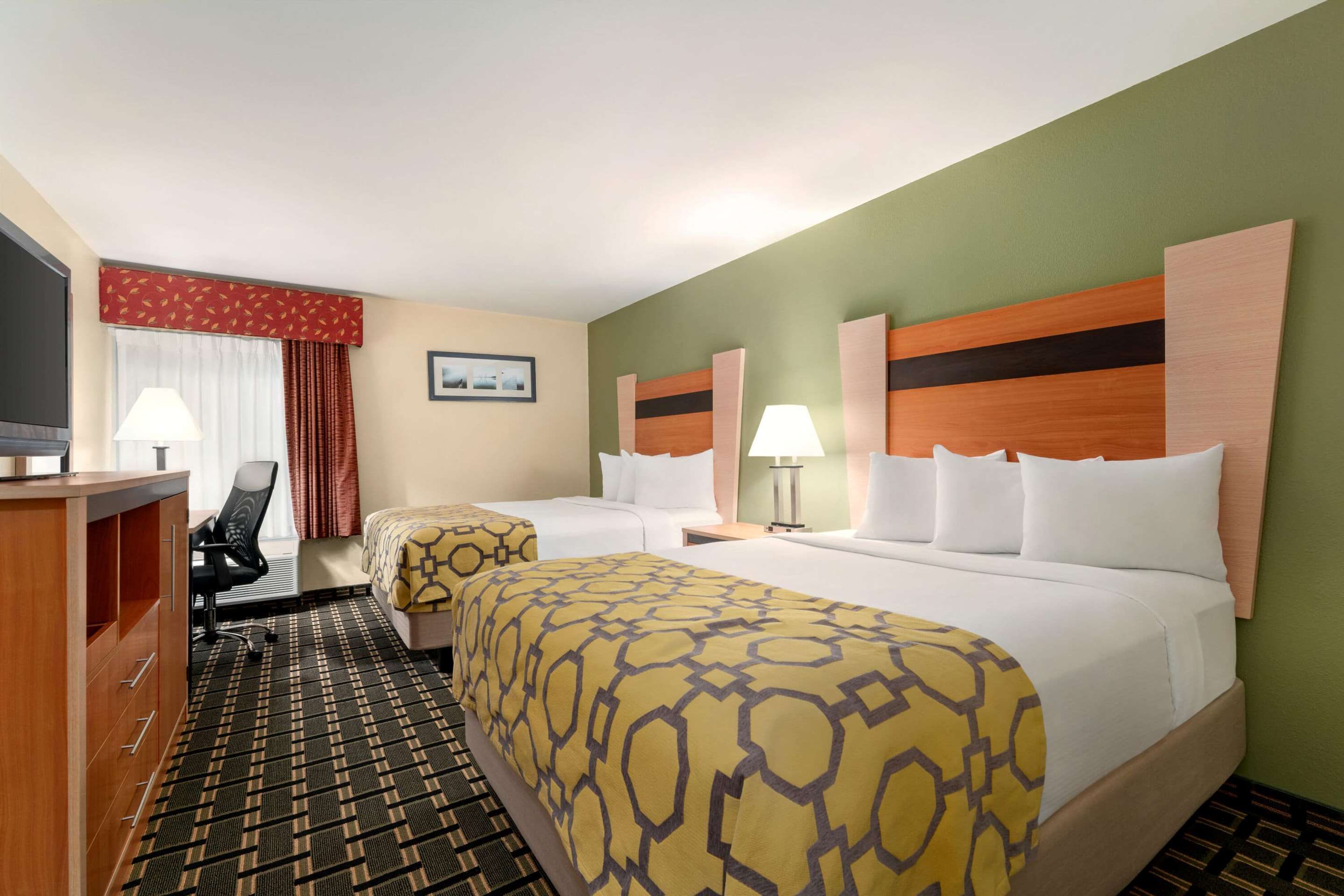 Bedroom view of Baymont By Wyndham North Dartmouth