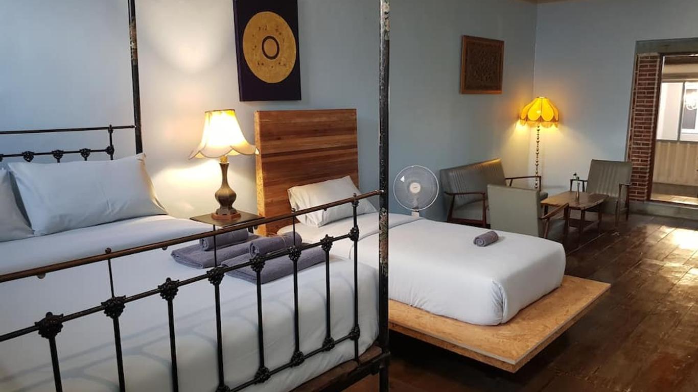 ذا رو كلاسيك هومتيل