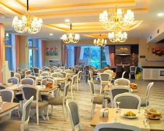 Rezone Health & Oxygen Hotel - Altinoluk - Restaurante