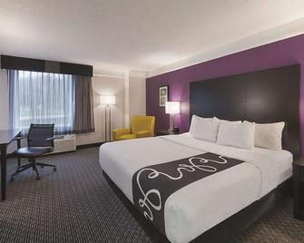 La Quinta Inn & Suites by Wyndham Austin Round Rock - Austin - Bedroom