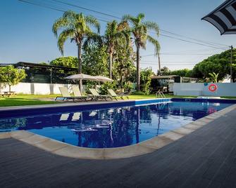 Wot Algarve - Almancil - Pool