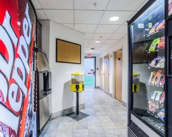 Motel 6-Kearney, Ne - Kearney - Tienda